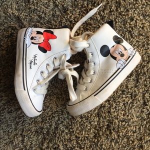 NWOT Zara Disney Mickey & Minnie Hi-Top Sneakers